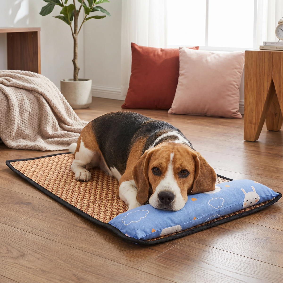 Atmungsaktive Kühlmatte aus Rattan für Hunde