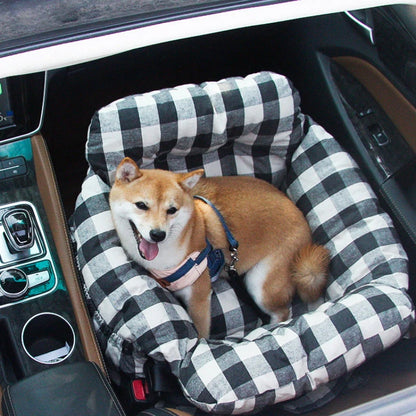 Bequemes Hundebett für das Auto
