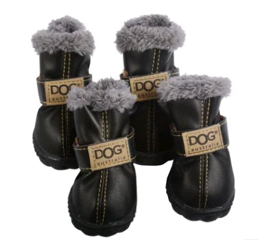 Kuschelige Hundeschneestiefel im Leder Look