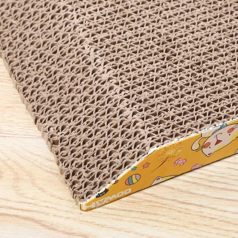 Katzenkratzbrett Im Schrägdesign – Kratzmatte für Krallenpflege mit Süßem Design