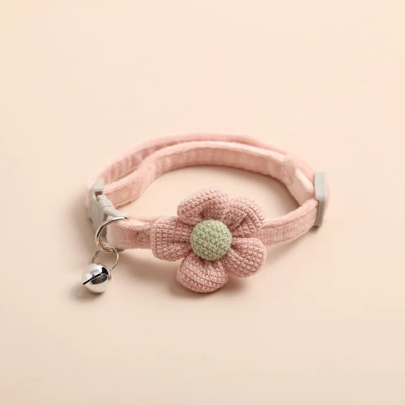 Verstellbares Halsband mit Blumenmuster