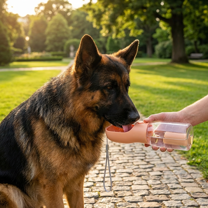3-in-1 Hunde Trinkflasche – Wasserflasche mit Futterbehälter für unterwegs