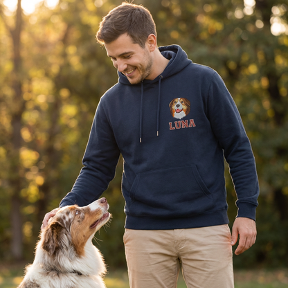 Personalisierter Hunde Hoodie  – Haustiermotiv & Namensstickerei im College-Look