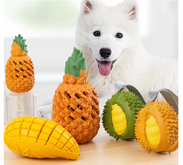 Fruchtförmiges Hundespielzeug Aus Gummi für Kauvergnügen und Zahnpflege