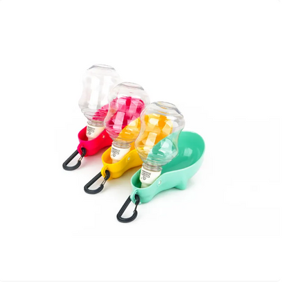 Tragbare Hunde-Trinkflasche mit Schale und Karabiner – Ideal für Spaziergänge und Reisen