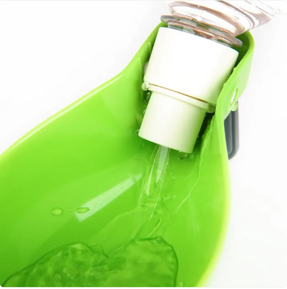 Tragbare Hunde-Trinkflasche mit Schale und Karabiner – Ideal für Spaziergänge und Reisen