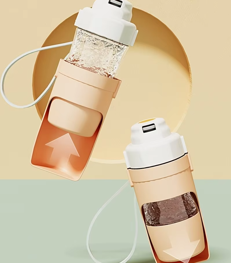 Faltbare Wasserflasche Für Haustiere Mit Futterbehälter