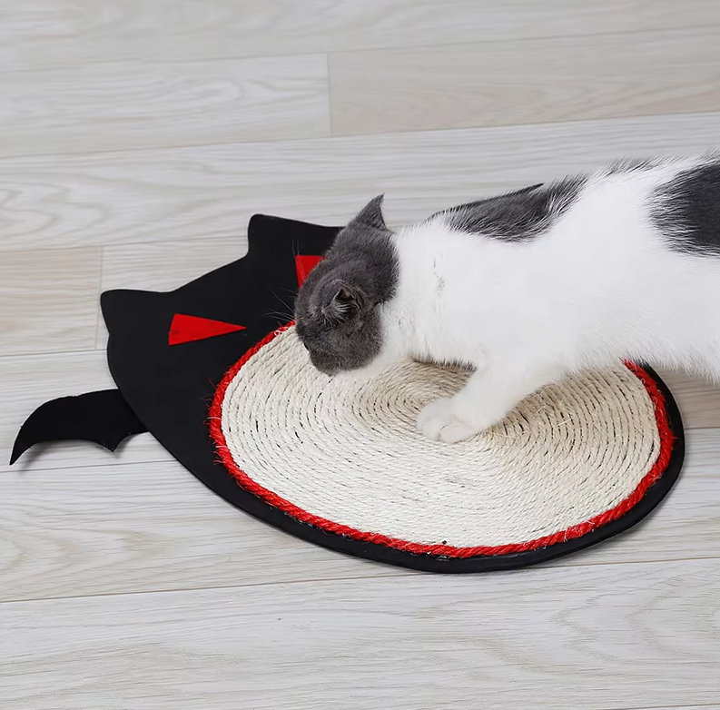 Kratzmatte für Katzen im Fledermausdesign – Sisalmatte Zum Krallenpflege