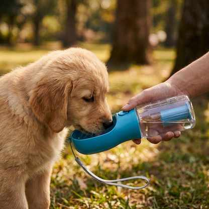 3 in 1 tragbare Hundeflasche mit Futterbehälter und Kotbeutelhalter